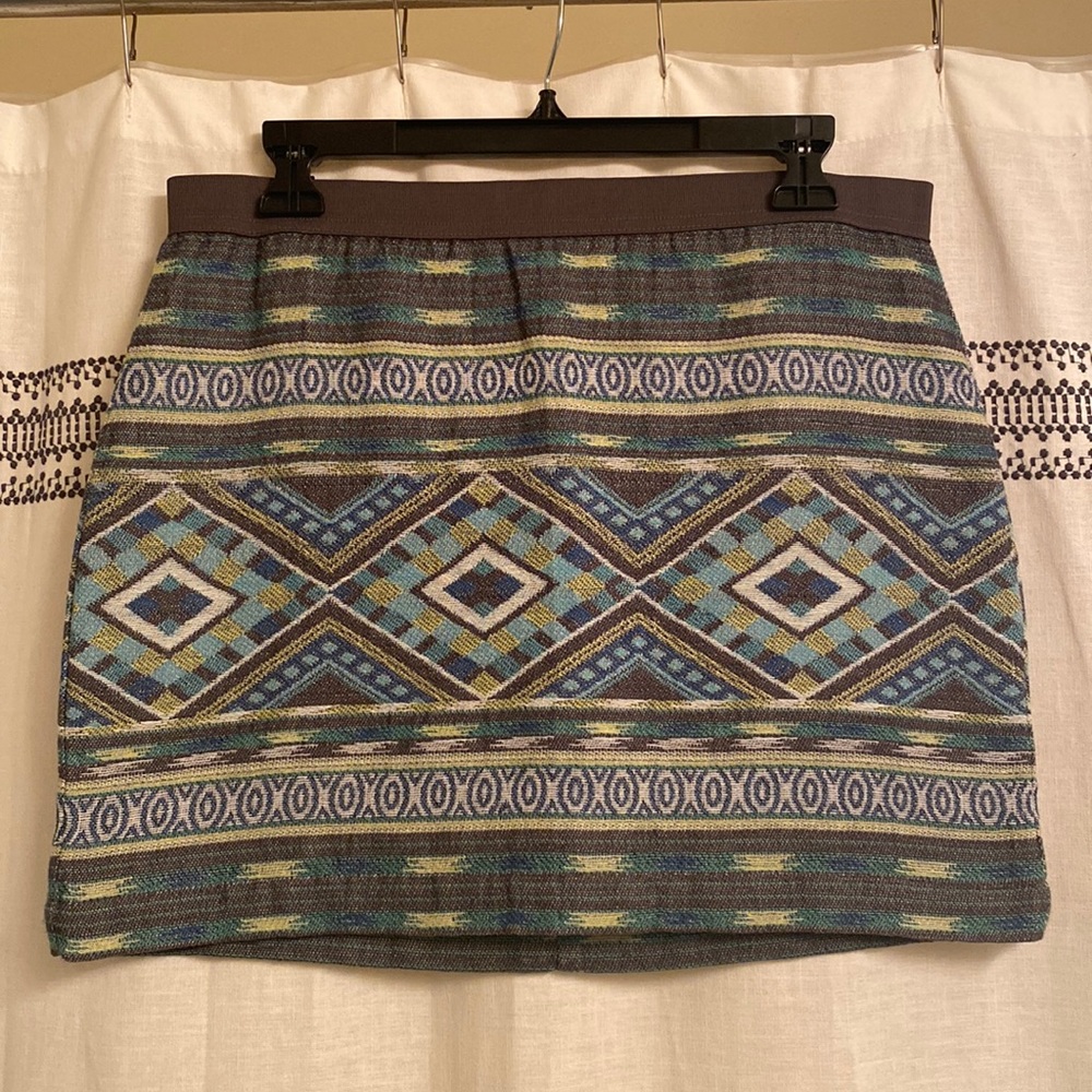 American Eagle Tribal Print Elastic Waist Mini